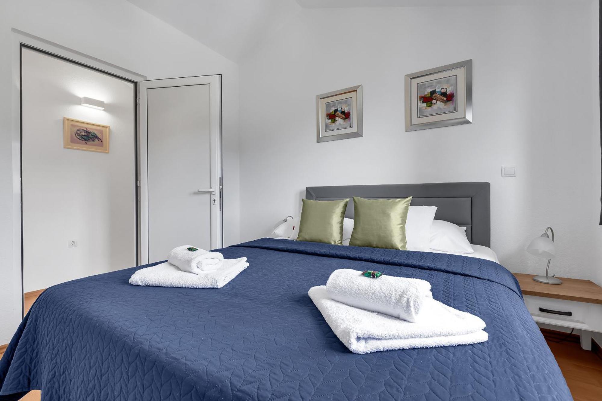 Apartments Villa Katarina Tučepi Pokoj fotografie