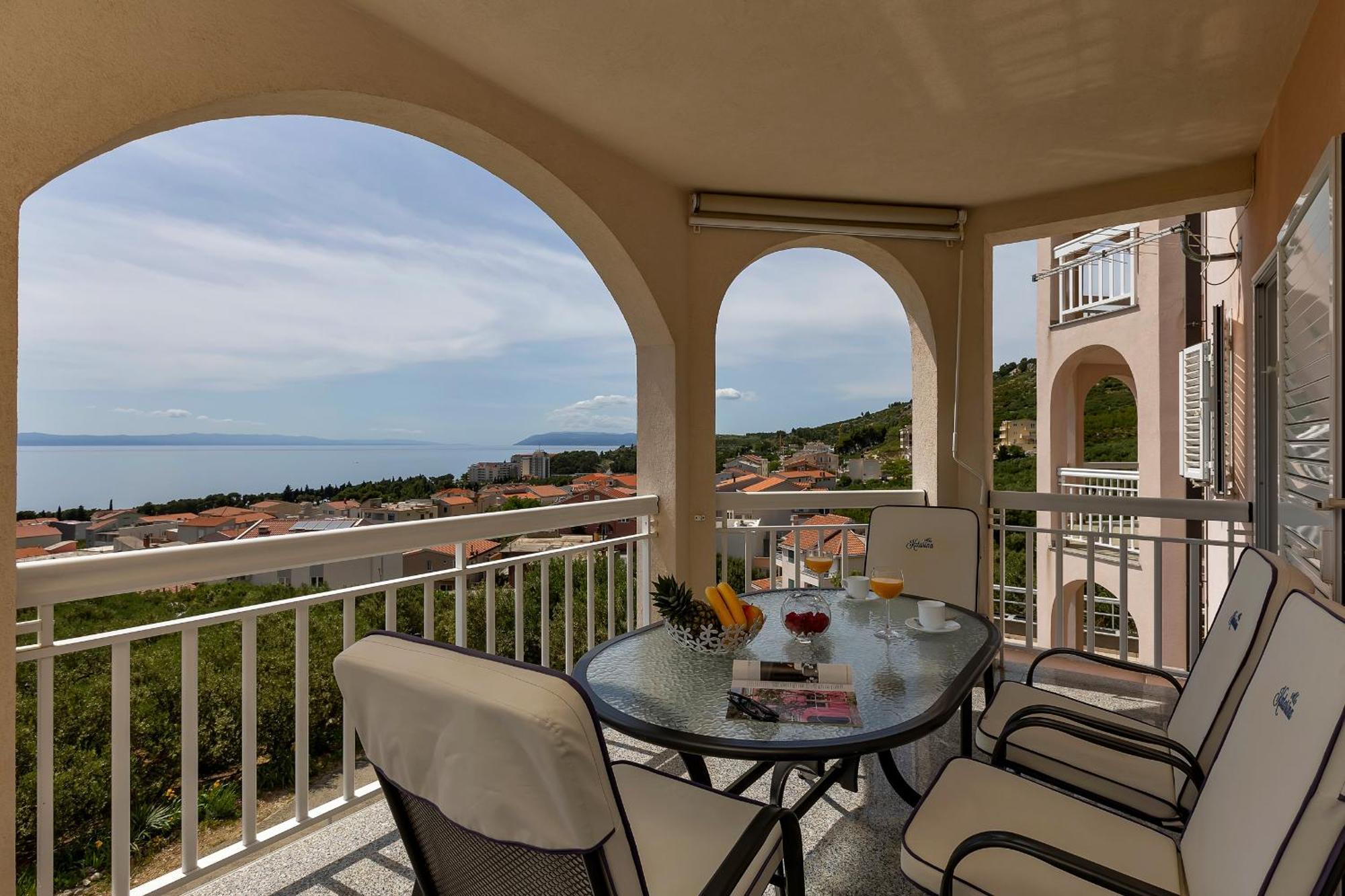 Apartments Villa Katarina Tučepi Pokoj fotografie
